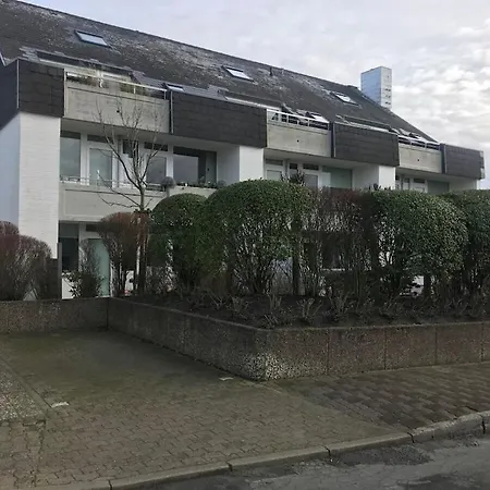 With 2 Bedrooms 韦斯特兰