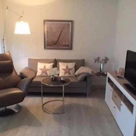 With 2 Bedrooms Ferienhaus *